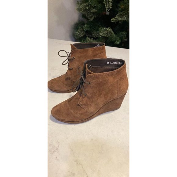 Blondo Paige Womens Size 8 Waterproof Booties Ankle Boots Lace Up Wedge Leather - Picture 2 of 6